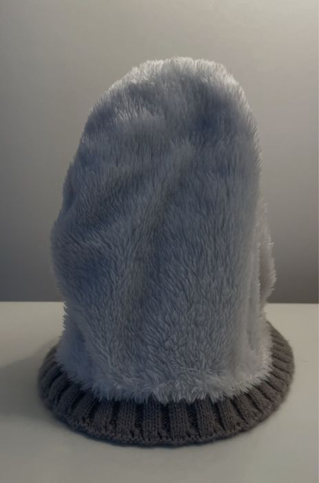 Gorro bege com interior em pêlo – super confortável