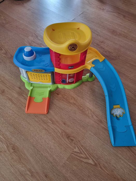 Garagem de brincar da chicco