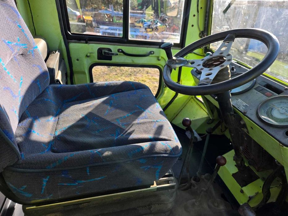 Ciągnik Mercedes MB trac 800