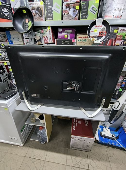 телевізор LG 47lb730v на запчастини