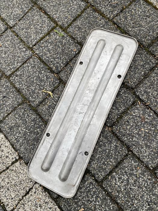 Wspornik tablicy C328/330