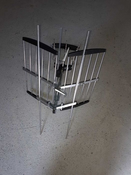 Sprzedam antene telewizyjną