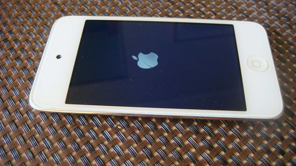 Плеер iPod 3 8gb