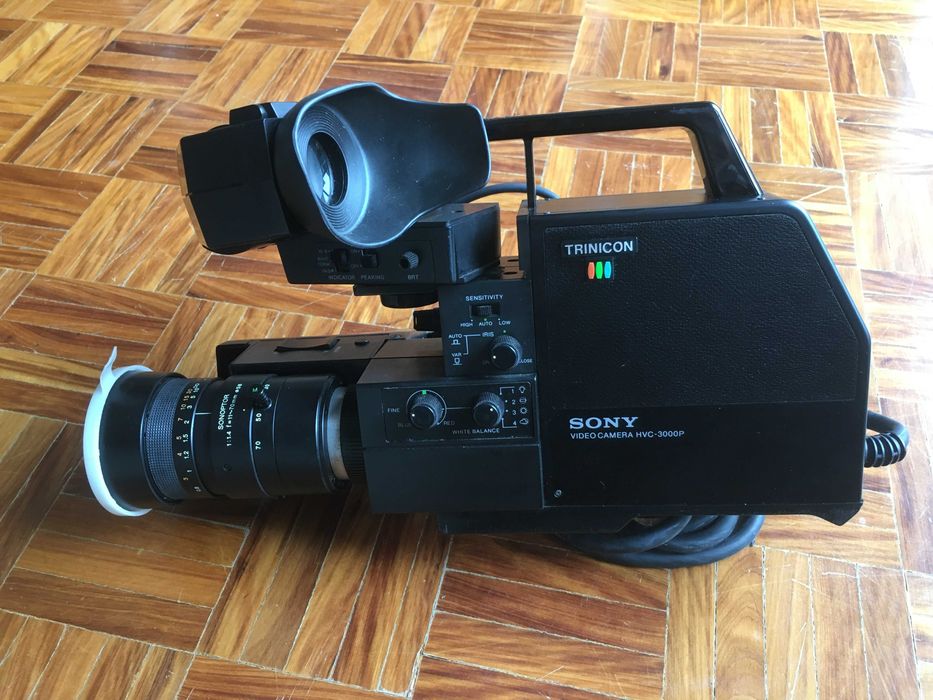 SONY — Máquina de Filmar + Full Extras — BETAMAX