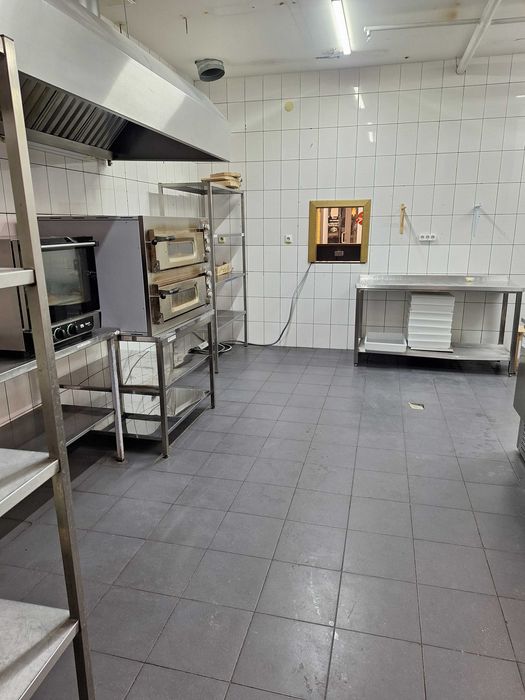 Оренда від власника під ресторан ТЦ Метро, Київ, ст.м. Позняки, 1 пов.