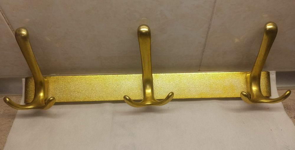 Вешалка настенная Винтажная СССР ( алюминий,  цвет золото)