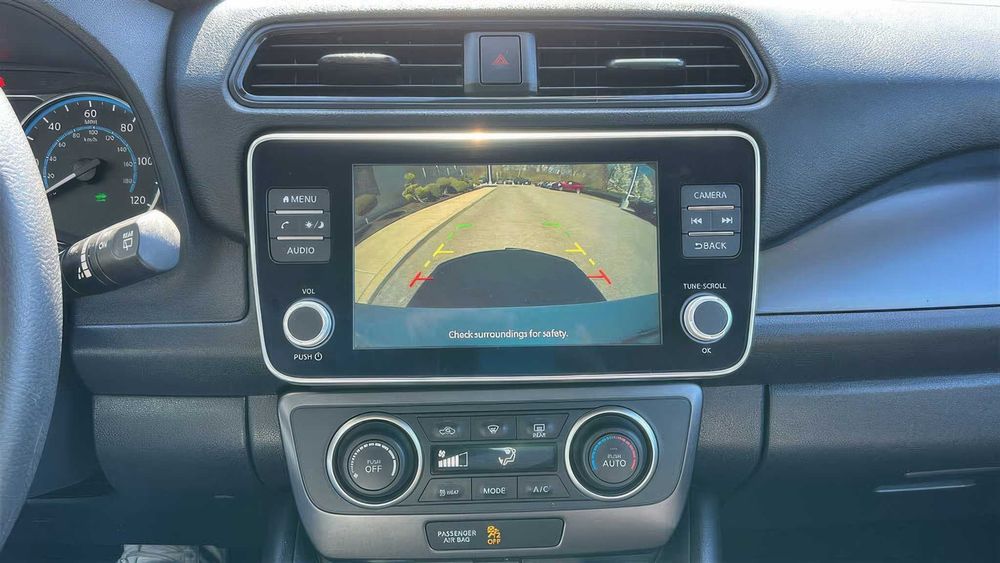 Nissan Leaf Plus      2023