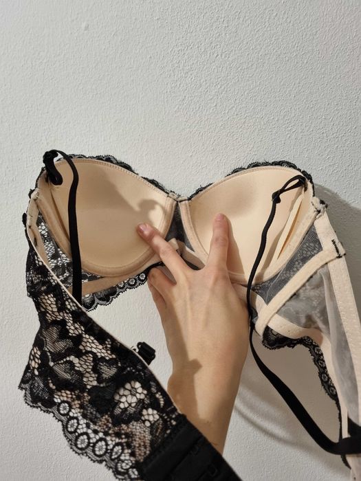 Stanik biustonosz bielizna