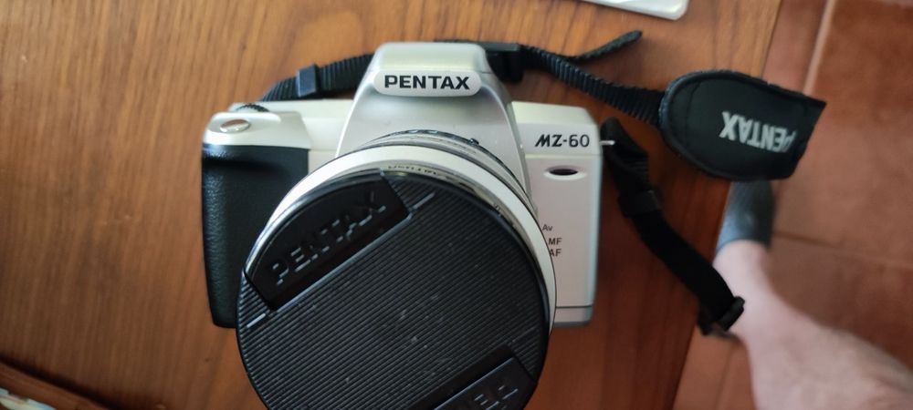 Vendo maquina fotográfica Pentax MZ 60