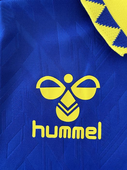 Camisola Las Palmas 24/25 alternativa