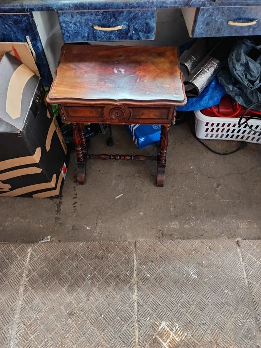 Sprzedam Toaletkę orginalna z przegrodami