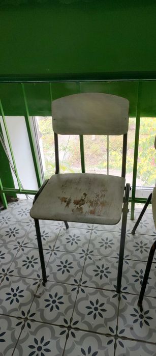 Стулья деревянные 2шт.