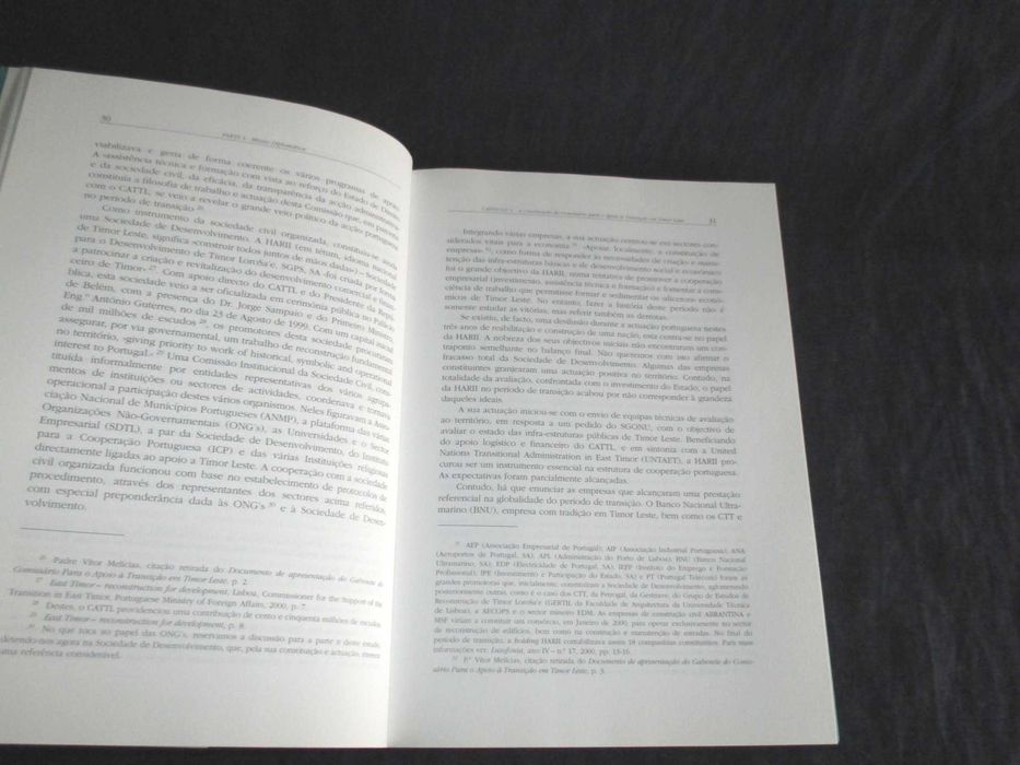 Livro Portugal e o Período de Transição em Timor Leste