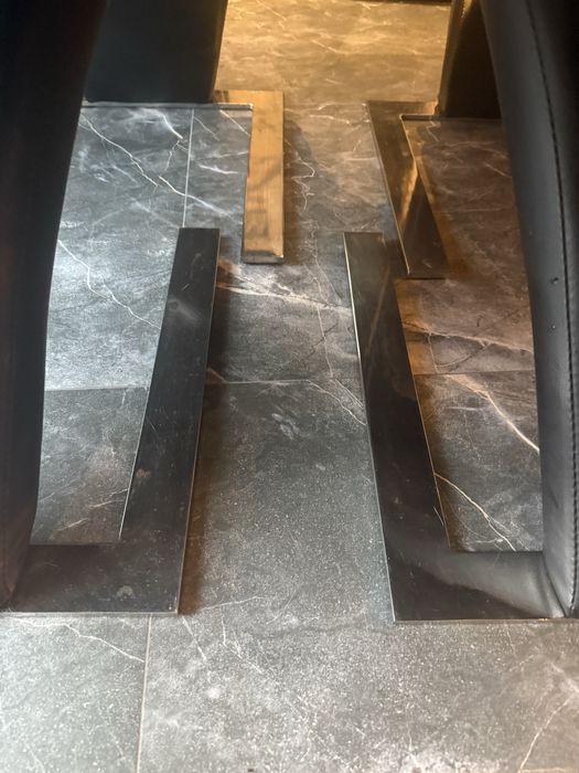 Krzesla eko skóra solidne