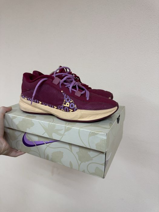 Nike zoom Freak 5, PG 1, Lebron