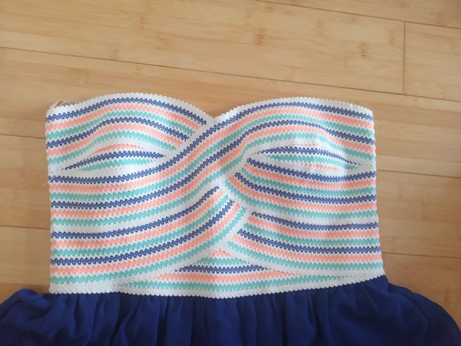 Sukienka z gorsetem i tiulowym dołem NOWA z metka