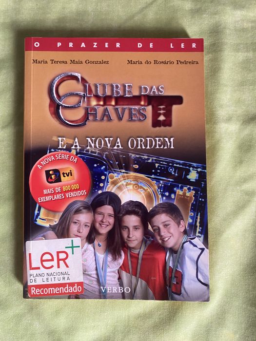 Livro Clube das Chaves