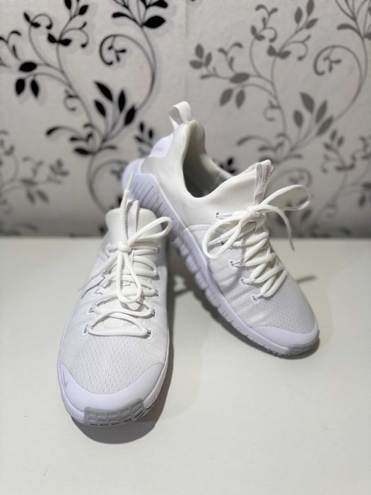 Кросівки тренувальні Nike FREE METCON 6 FJ7126-101, 39р, 42р