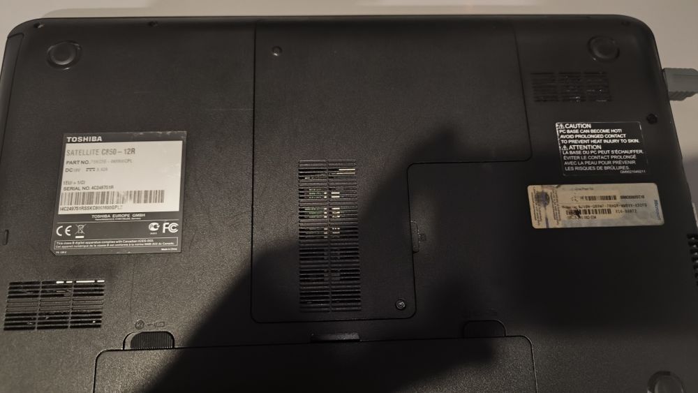 Toshiba 15 laptop satellite C850 - 12R