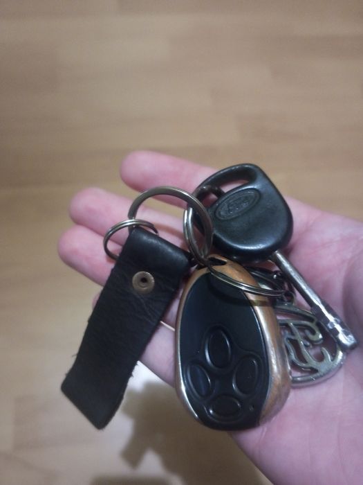 Срочно Ford sierra 2.0
