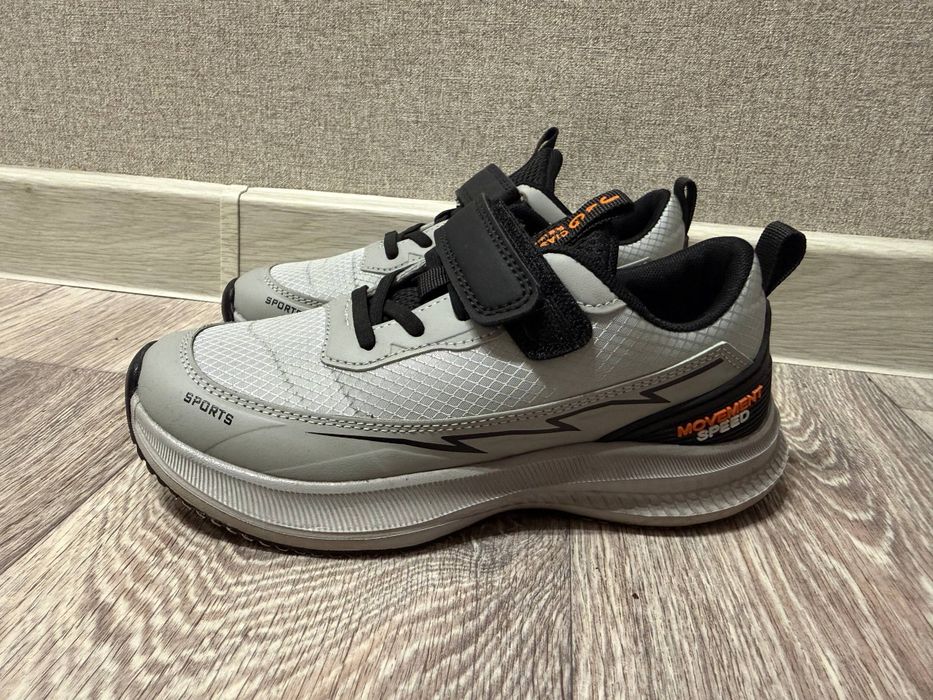 Кросівки  для хлопчика  35 розмір