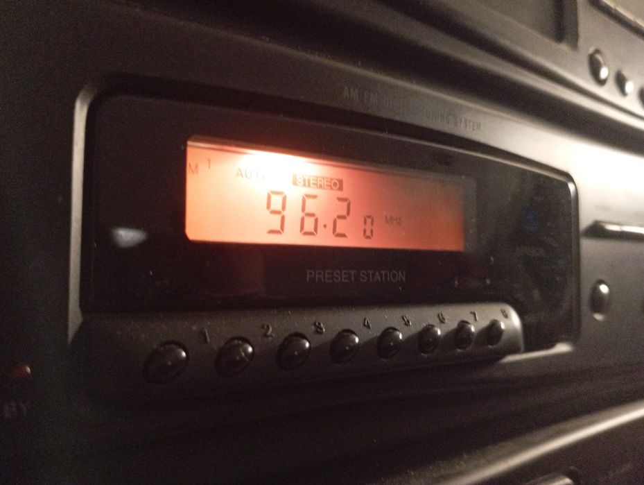 Aparelhagem com colunas - Houkee 8699T