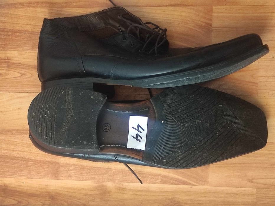 Туфлі демісезонні Venturini 44 розмір