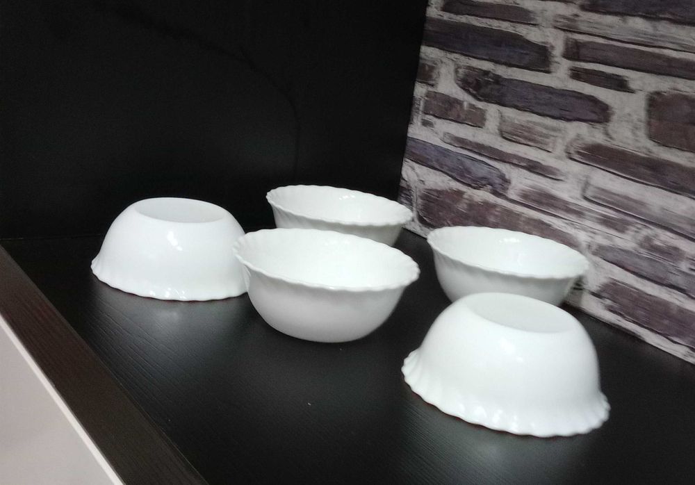 Conjunto de 5 tigelas, brancas, cerâmica vidrada - Oferta portes
