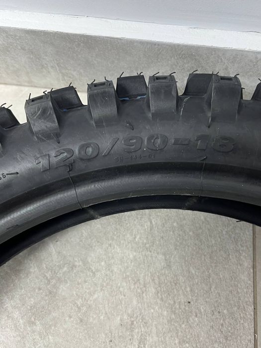 Мото шина Terra 120/90 R18