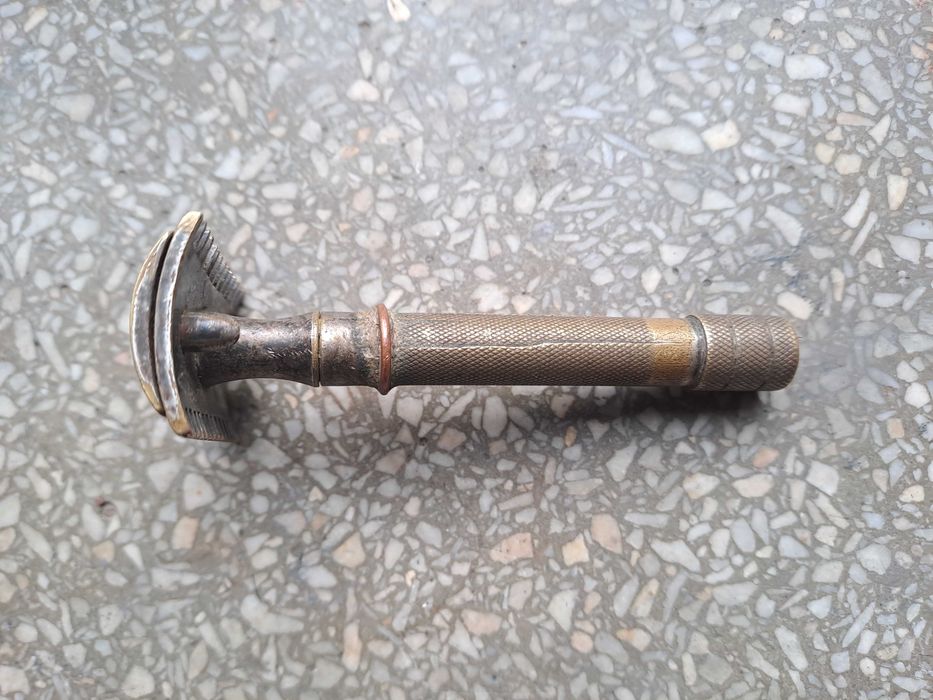 Maszynka do golenia GILLETTE SAFETY RAZOR z lat 1910–1919.