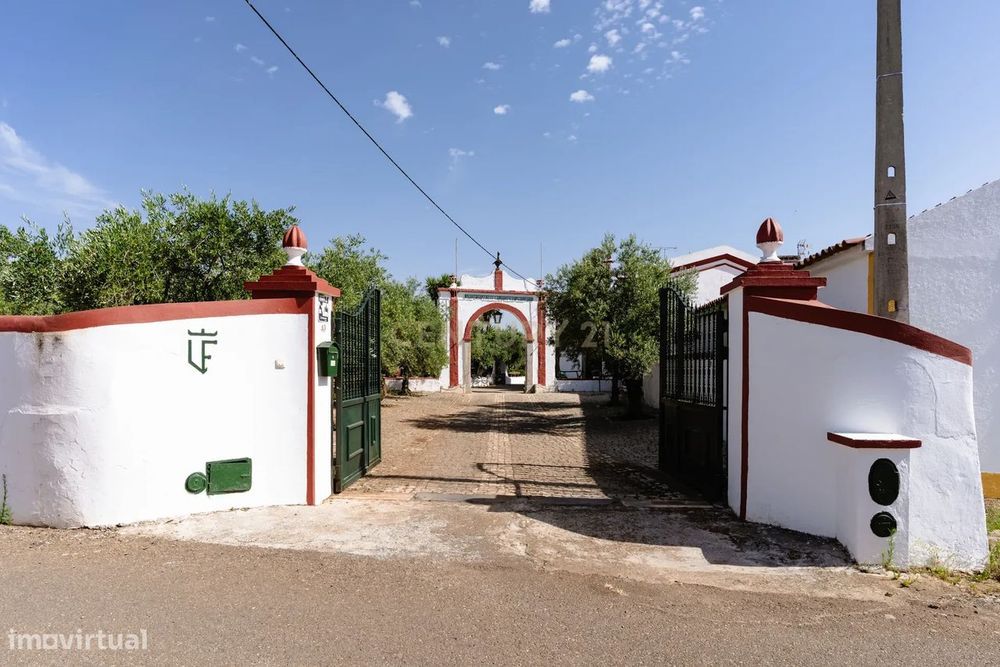 Quinta em  São Brás e São Lourenço