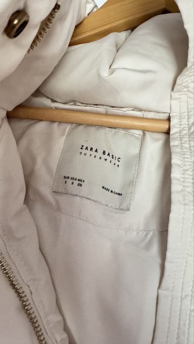 Пуховик жіночий Zara