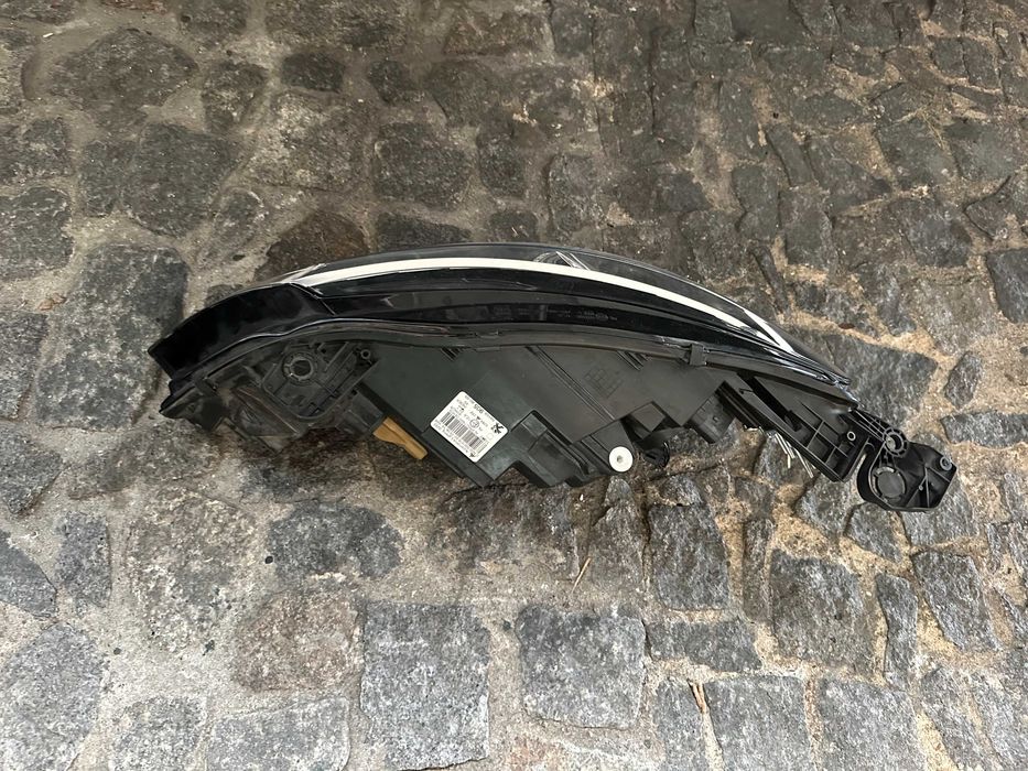 Otica Direita + Otica Esquerda Peugeot 308