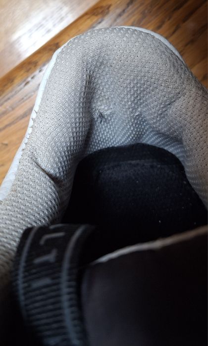 Loyalti buty sportowe czarne Eu 41 uk7