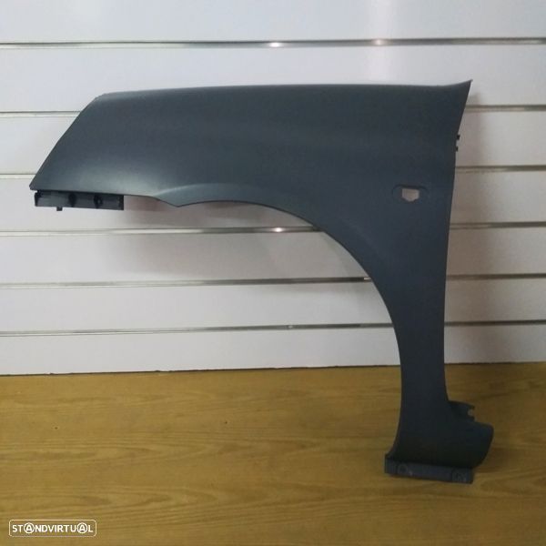 Guarda-lamas Renault Clio modelo: 2001 novo