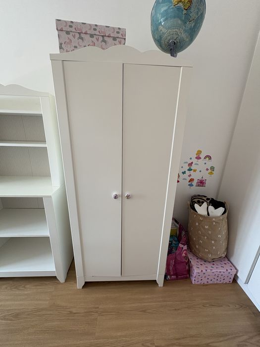 Armário / Roupeiro Infantil Branco – Muito Bom Estado