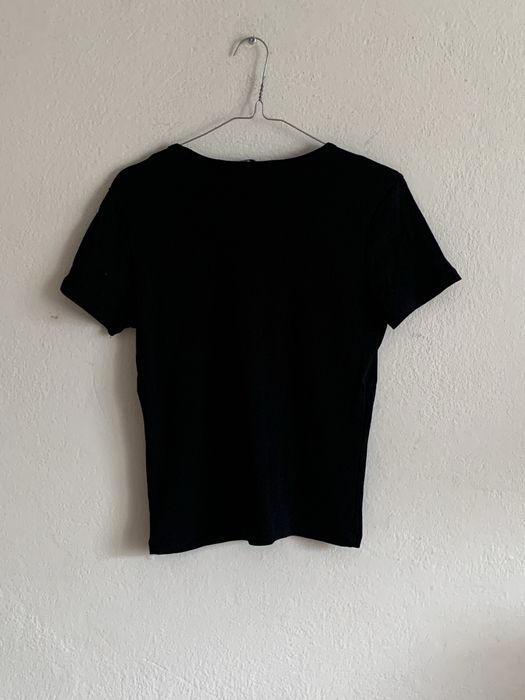 T-shirt z napisem „end of story”