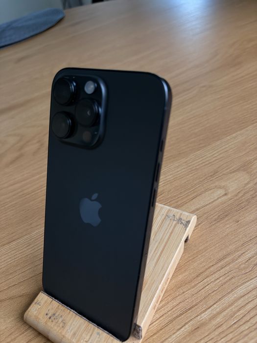 Iphone 16 pro max 256 gb black
