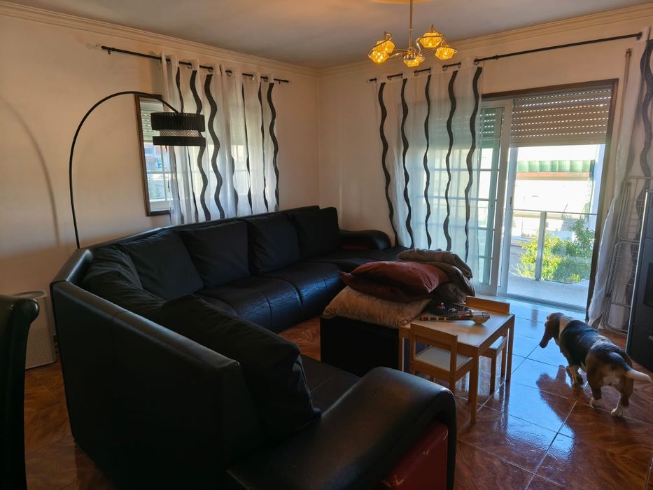 Sofá 7 lugares com chaise long e 4 bancos