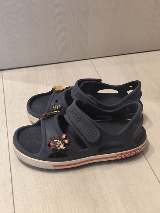 Дитячі босоніжки Crocs