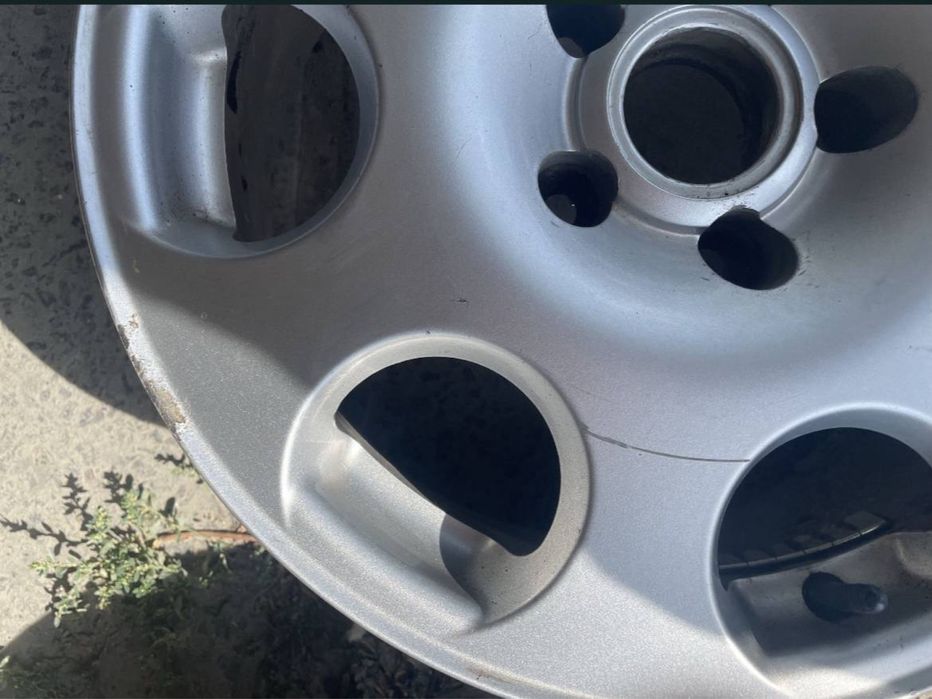 Комплект дисків на Volkswagen та на Audi   215-60 р16 розмір