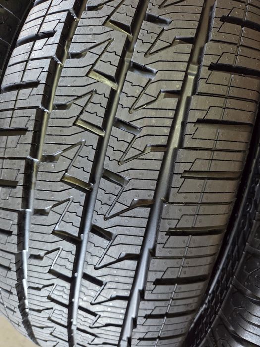 opony  nowe 235/65R16 C Continental VANCONTACT 4SEASON