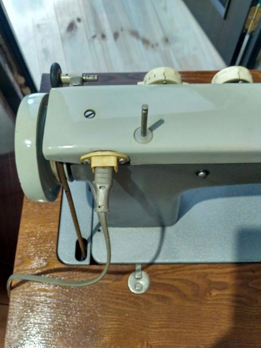 Швейна машина Чайка 3