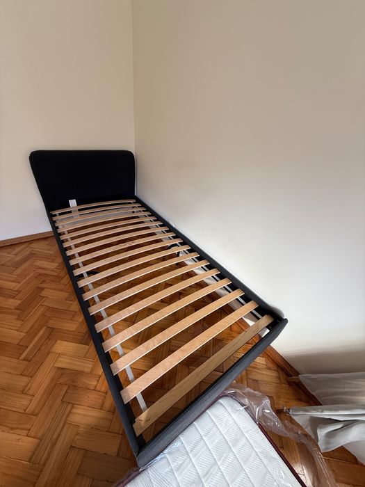 Cama Estofada 90x200 cm com Colchão