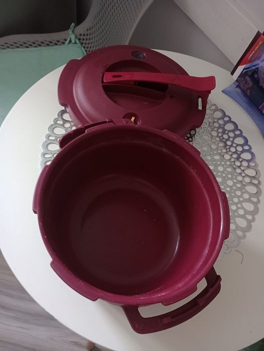 Do gotowania w mikrofali Tupperware