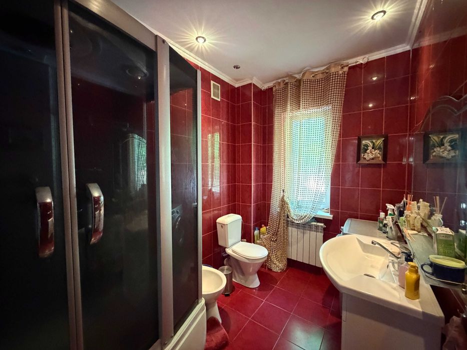 Будинок мрії в м. Березань 220 м2, ремонт, ставок, баня, ліс Є ВІДЕООГЛЯД