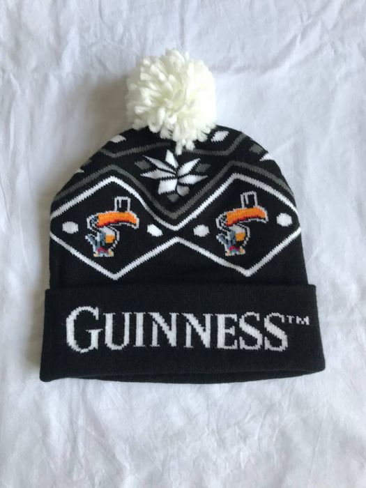 Шапка Guinness с бубоном