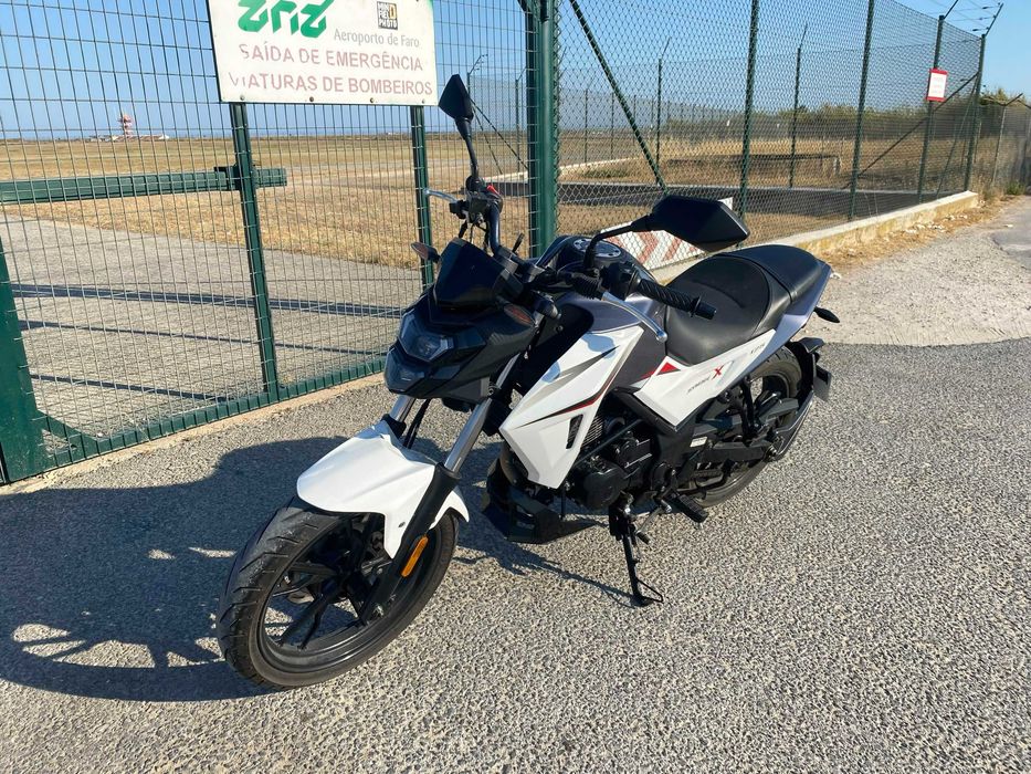 SYM NH-X 125 de 2020