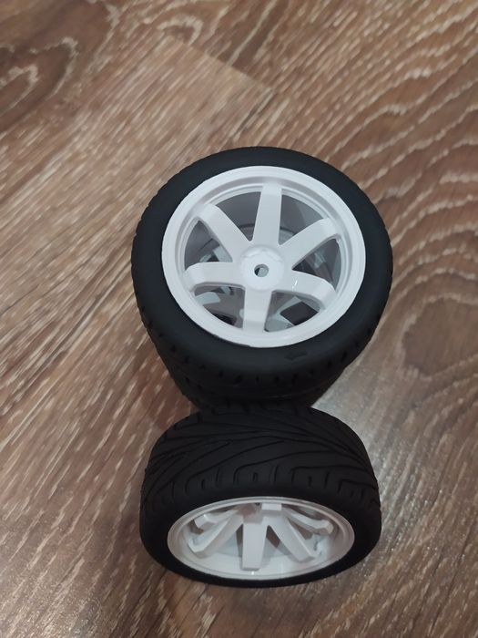 Колеса для WLtoys ZD Racing Arrma Senton Traxxas та інших
Можу продати
