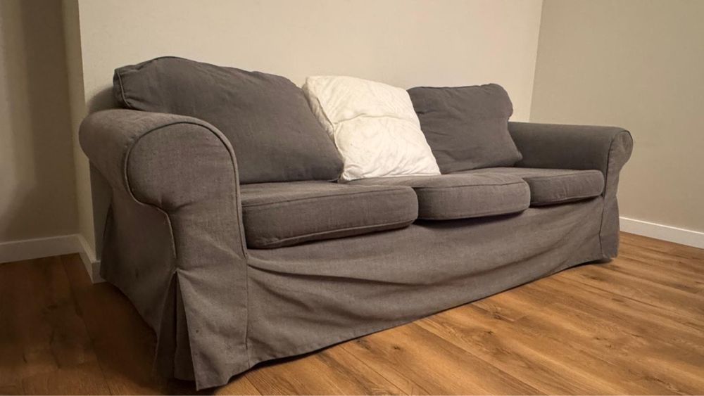 Oddam za darmo - Sofa rok uzywa